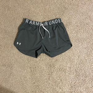 Under armor shorts, great’s condition, child’s extra large